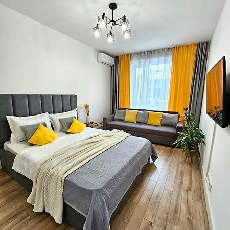 153 Красивые Апартаменты Жк Абая 130 Almaty Exteriér fotografie